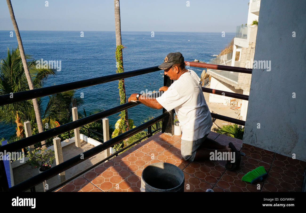 Fer forgé Peinture bricoleur mexicain pour la protection contre le sel de mer Banque D'Images