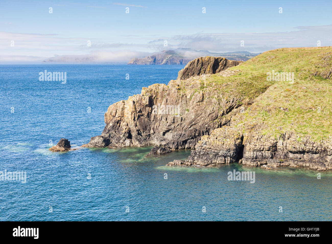 Près de Pembrokeshire Coast National Park Abercastle à Pembrokeshire, Pays de Galles, Royaume-Uni. Banque D'Images