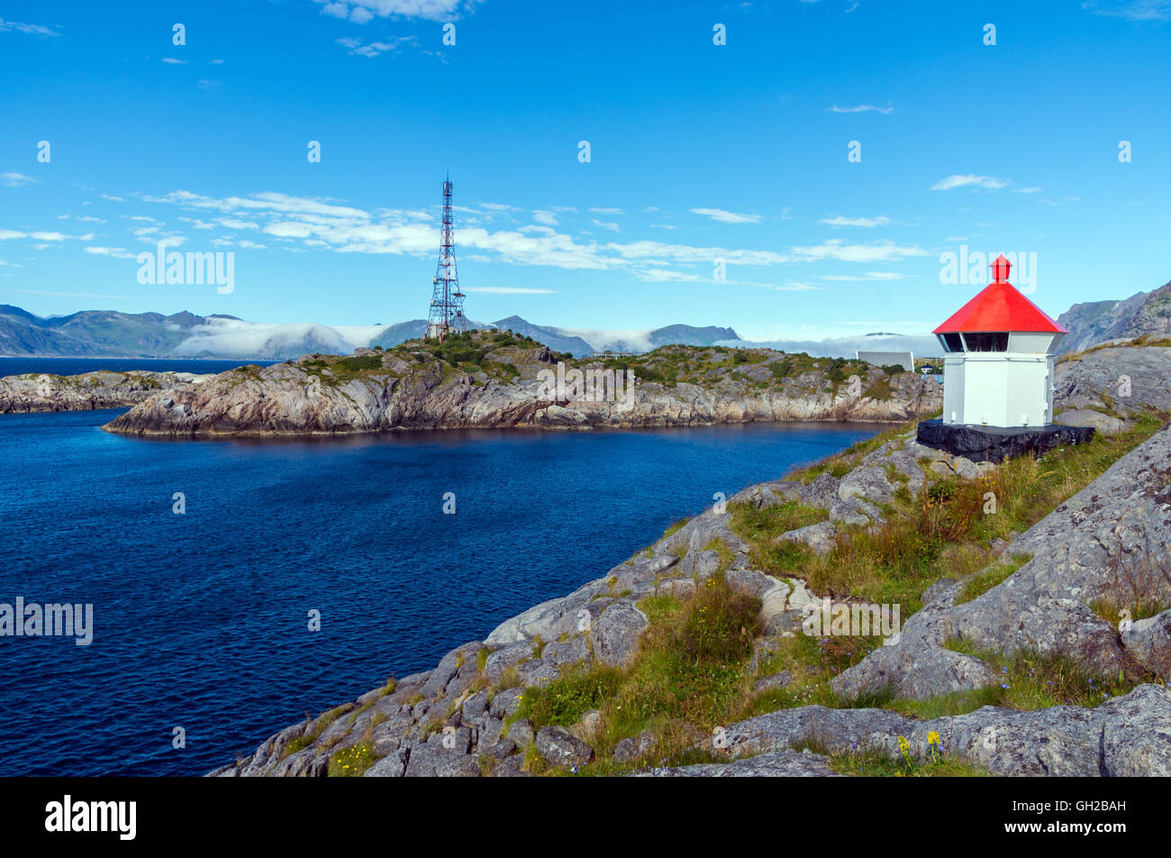 Un gyrophare phare à Henningsvær, Lofoten, Norvège Banque D'Images