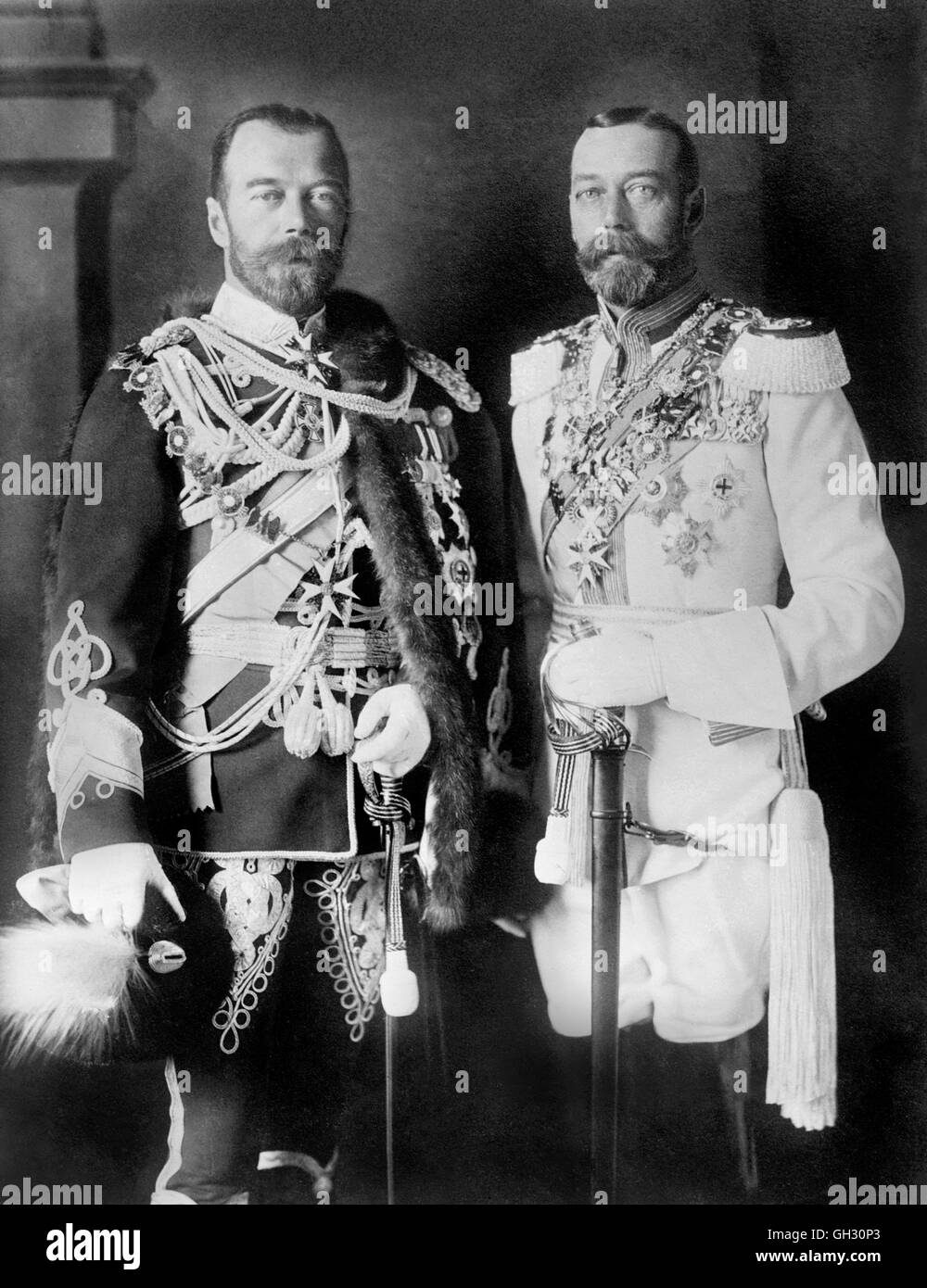 V et le Tsar Nicolas II. Portrait du roi V (18651936) et le Tsar Nicolas II (1868