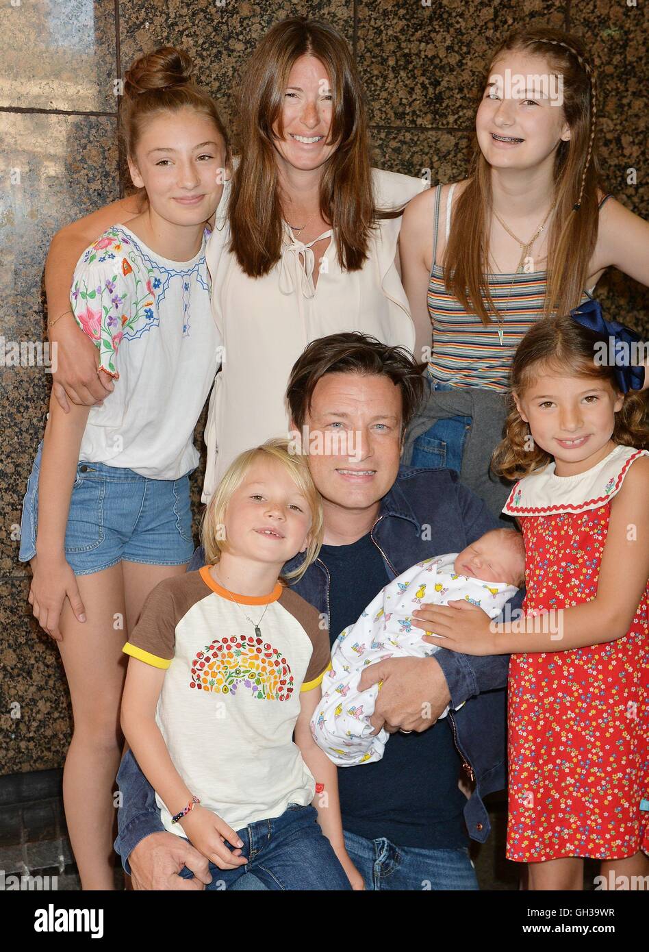 Jamie oliver and petal blossom rainbow oliver Banque de photographies