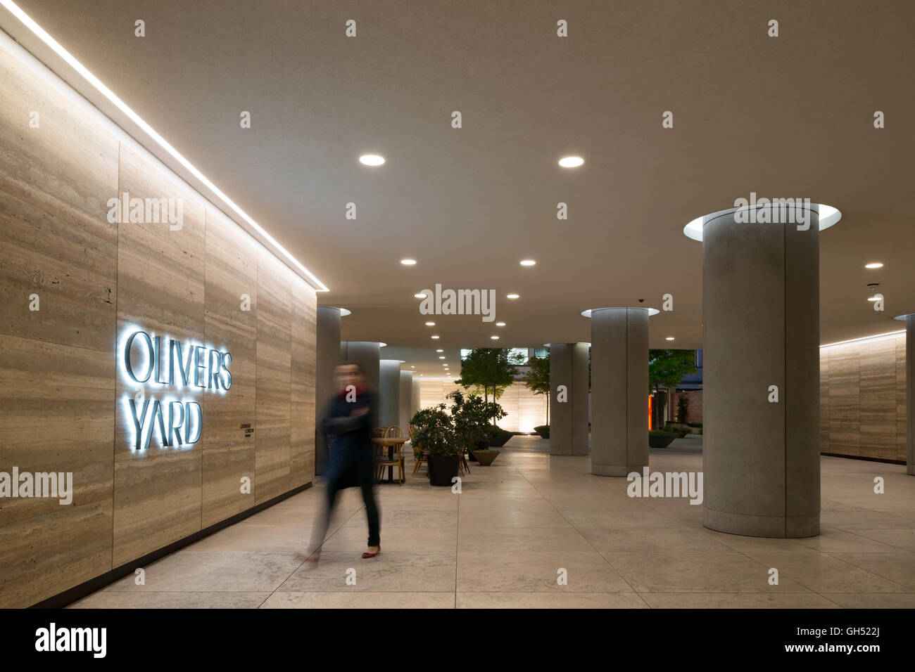 Vue extérieure. 1 Oliver's Yard, London, Royaume-Uni. Architecte : ORMS Architecture Design, 2013. Banque D'Images