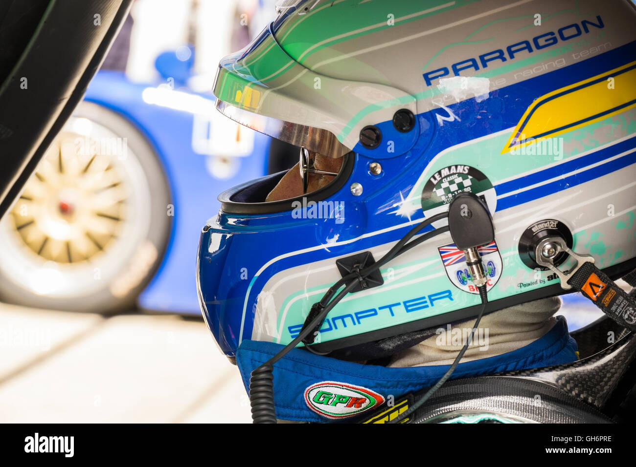 Mark Sumpter, Porsche 962 Groupe C Voiture de sport, 2016 Silverstone Classic event, UK Banque D'Images