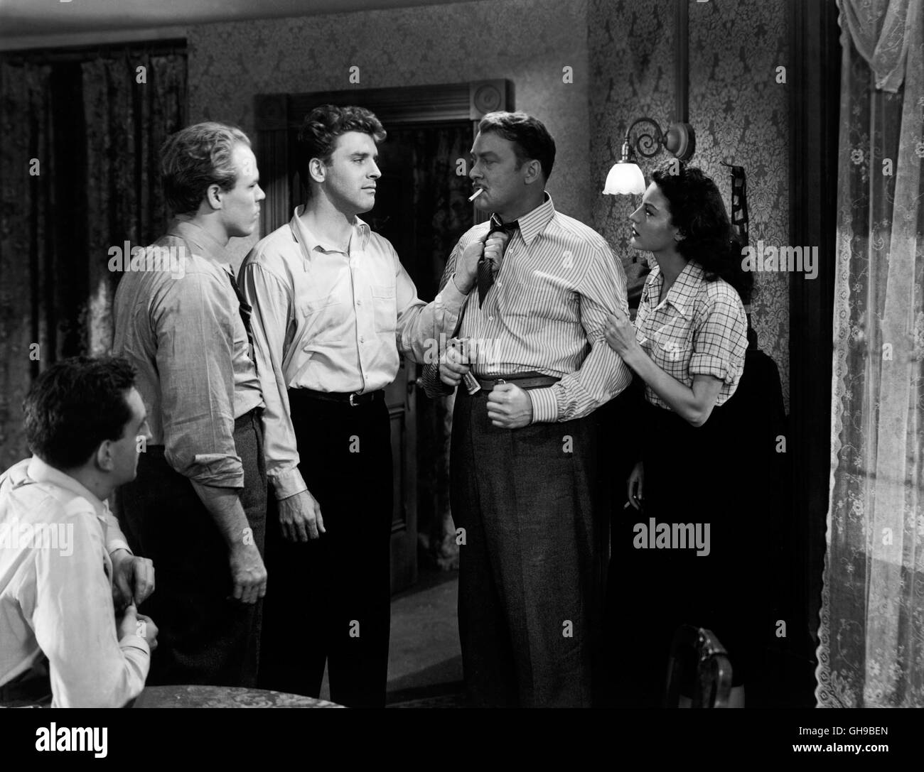 DER RÄCHER / DIE UNTERWELT KILLER / The Killers USA 1947 / Robert Siodmak Voir mit Burt Lancaster (Ole, der Schwede), ALBERT DEKKER (Big Jim Colfax), AVA GARDNER (Kitty Collins) Régie : Robert Siodmak aka. Les tueurs Banque D'Images