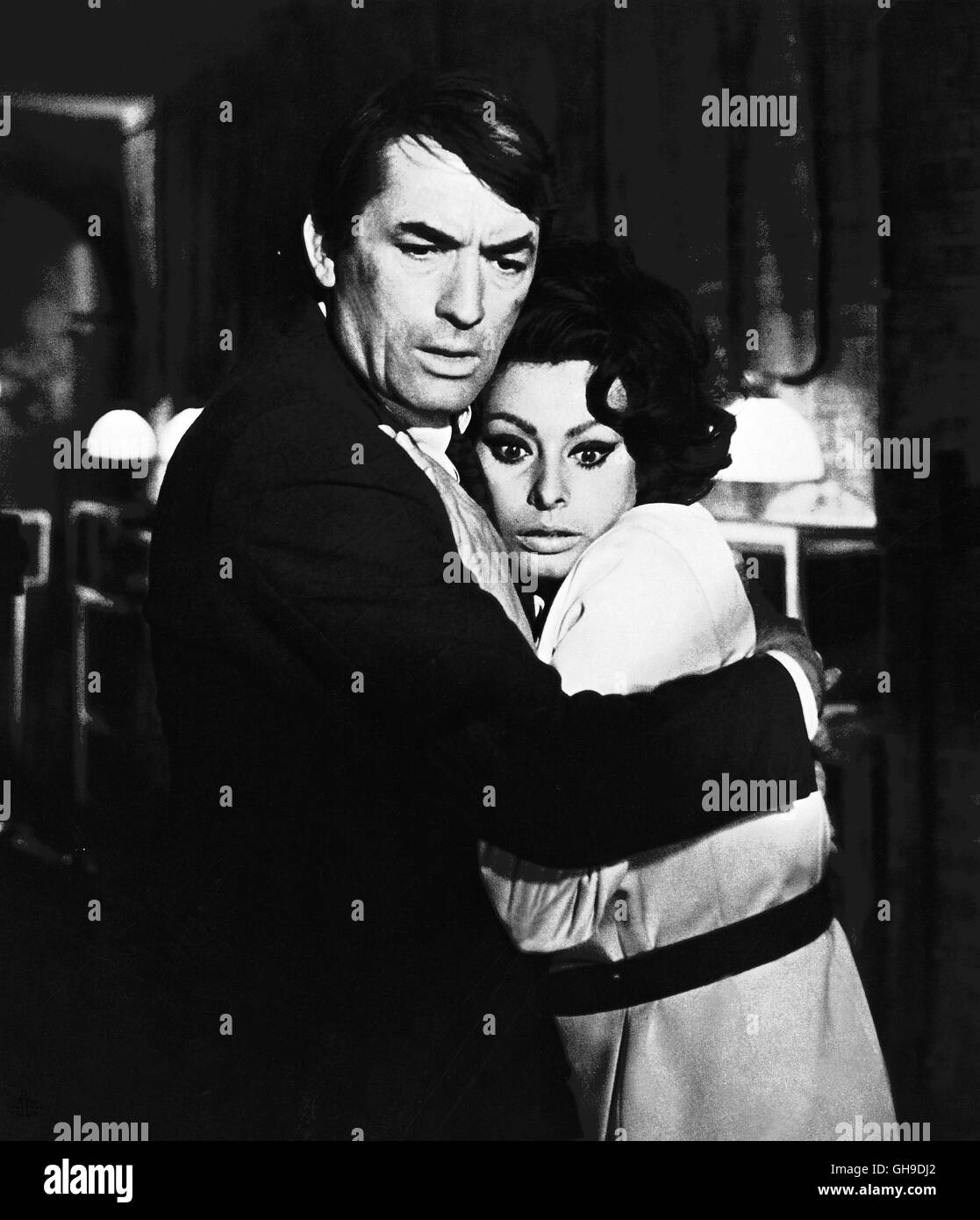 Stanley donen gregory peck sophia loren Banque de photographies et d ...