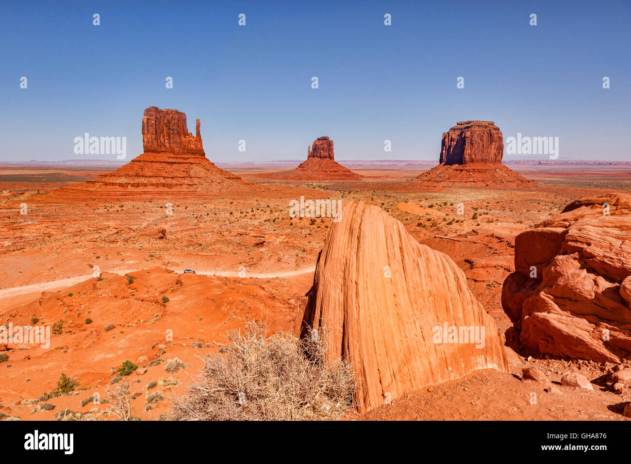 Merrick Butte et le Mitten Buttes, Monument Valley, Arizona, USA Banque D'Images
