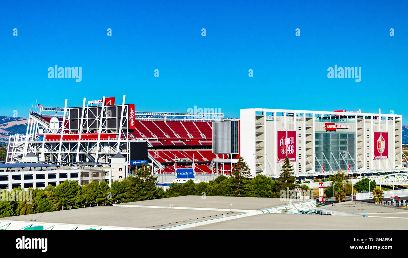 Levi Stadium, stade de l'équipe de football de San Francisco 49ers à Santa Clara, Californie, stade du Superbowl 50 2016 et maintenant 60 Banque D'Images