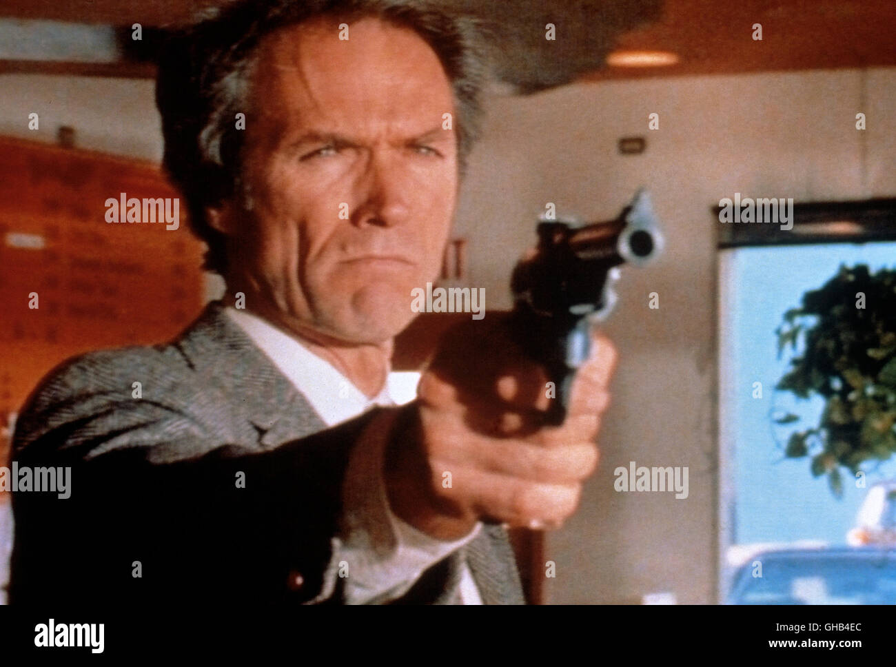 DIRTY HARRY KOMMT ZURÜCK SUDDEN IMPACT USA 1983 Clint Eastwood Harry Calahan (CLINT EASTWOOD) Régie : Clint Eastwood aka. Sudden Impact Banque D'Images