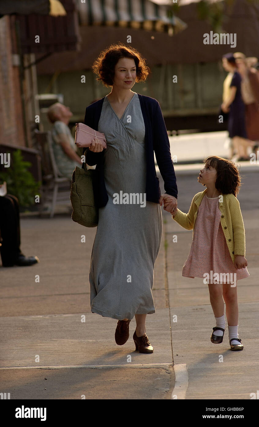 Retour Cinderella Man DAS USA 2005 Ron Howard Mae (RENEE ZELLWEGER) et sa fille Rosemarie (ARIEL