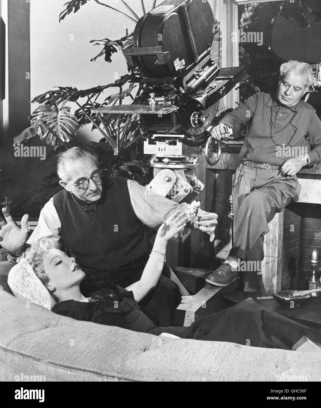 La femme DANS LA FENÊTRE USA 1945 Fritz Lang DOROTHY PETERSON und Réalisateur Fritz Lang me suis zu 'La femme de la fenêtre' Regie : Fritz Lang Banque D'Images