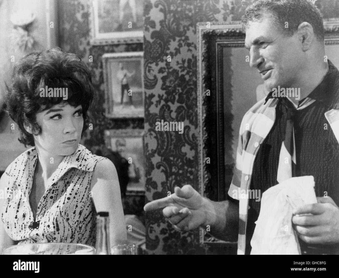 Ce qu'un chemin à parcourir ! Ce qu'une manière d'aller USA 1964 J. Lee Thompson avec Shirley Maclaine réalisateur J. LEE THOMPSON sur l'ensemble. Regie : J. Lee Thompson aka. Ce qu'une manière d'aller Banque D'Images