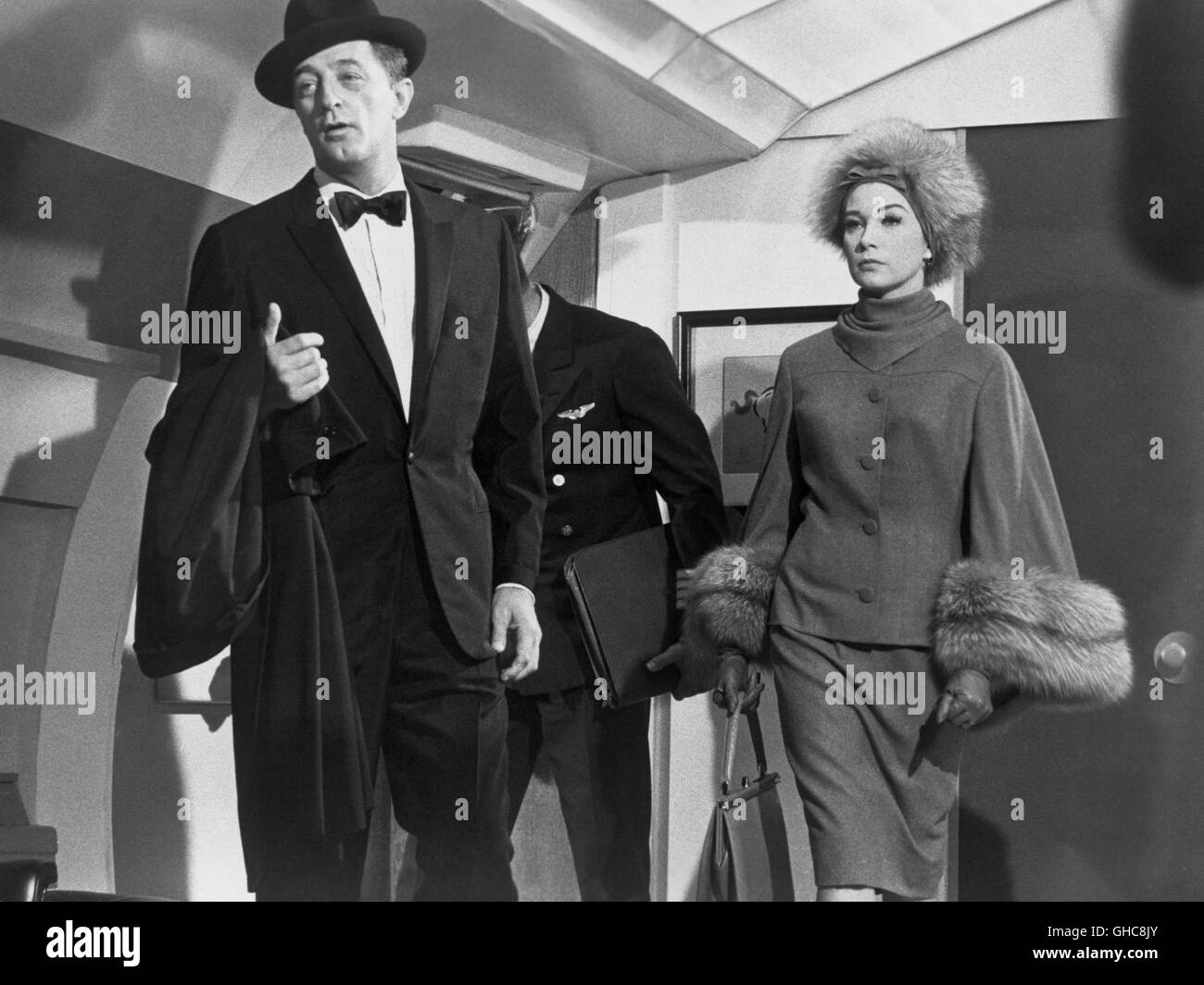 Ce qu'un chemin à parcourir ! Ce qu'une manière d'aller USA 1964 J. Lee Thompson Rod Anderson Jr. (Robert Mitchum), Louisa Foster (Shirley Maclaine) Régie : J. Lee Thompson aka. Ce qu'une manière d'aller Banque D'Images
