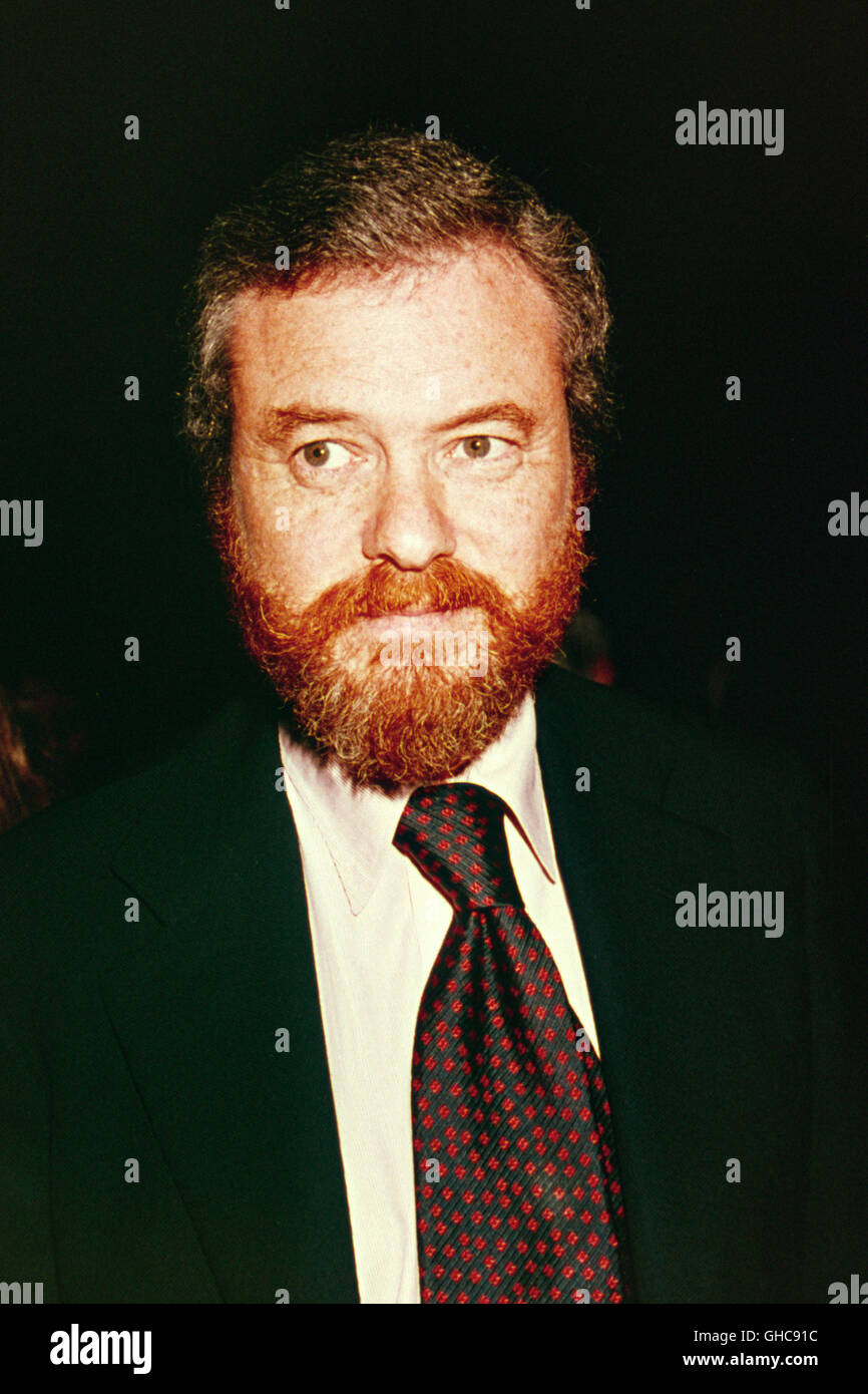 US-américain ALAN J. PAKULA (1928-1998, Portrait (1980 Photo Stock - Alamy