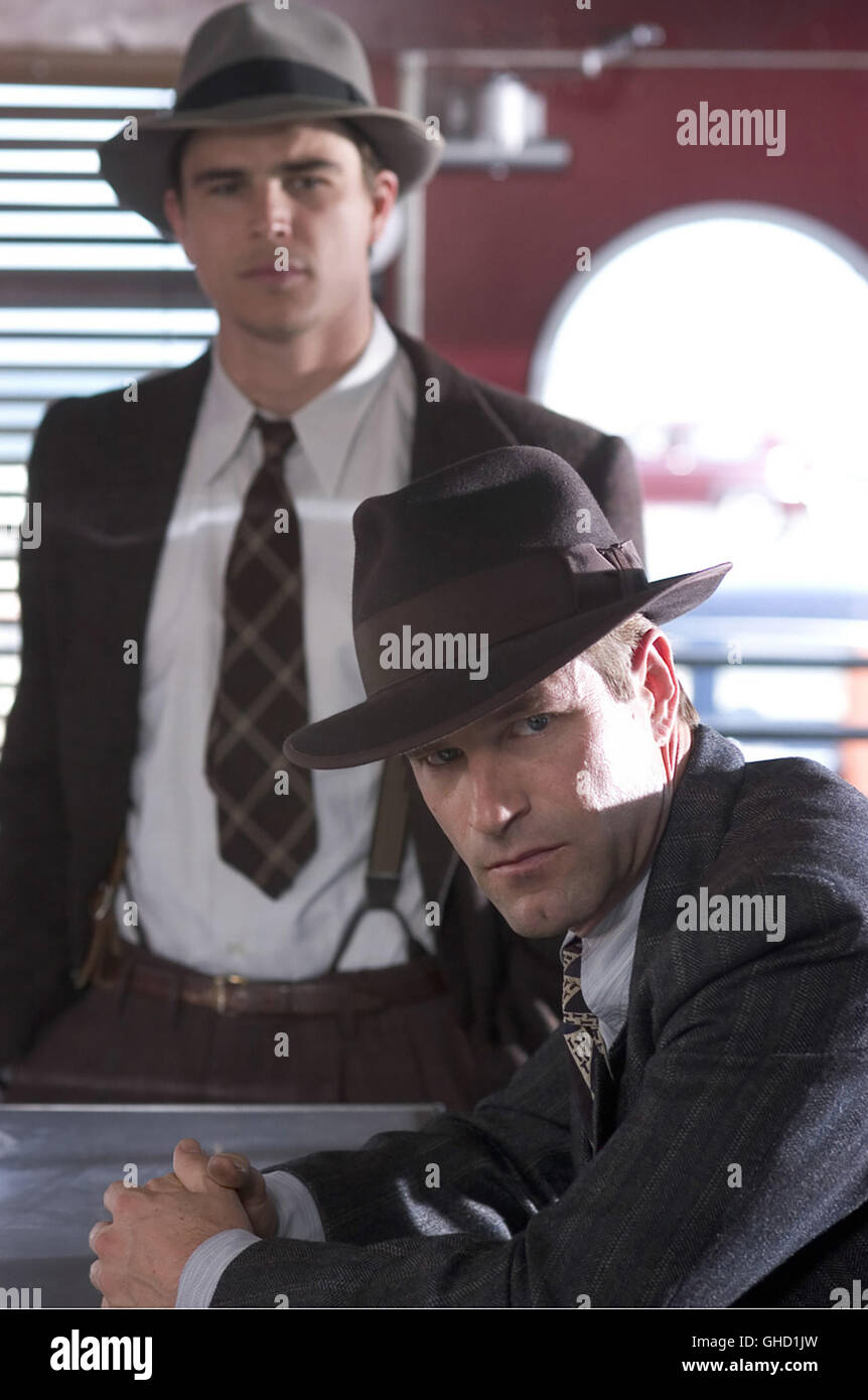 Le DAHLIA NOIR D/USA 2006 Brian De Palma Le Cops : JOSH HARTNETT et Aaron Eckhart Regie : Brian De Palma Banque D'Images