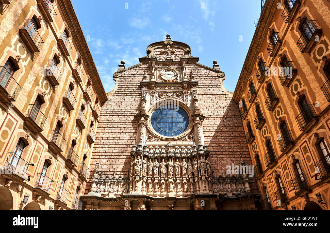 Cour intérieure de l'abbaye bénédictine de Santa Maria de Montserrat. La Catalogne, Espagne Banque D'Images