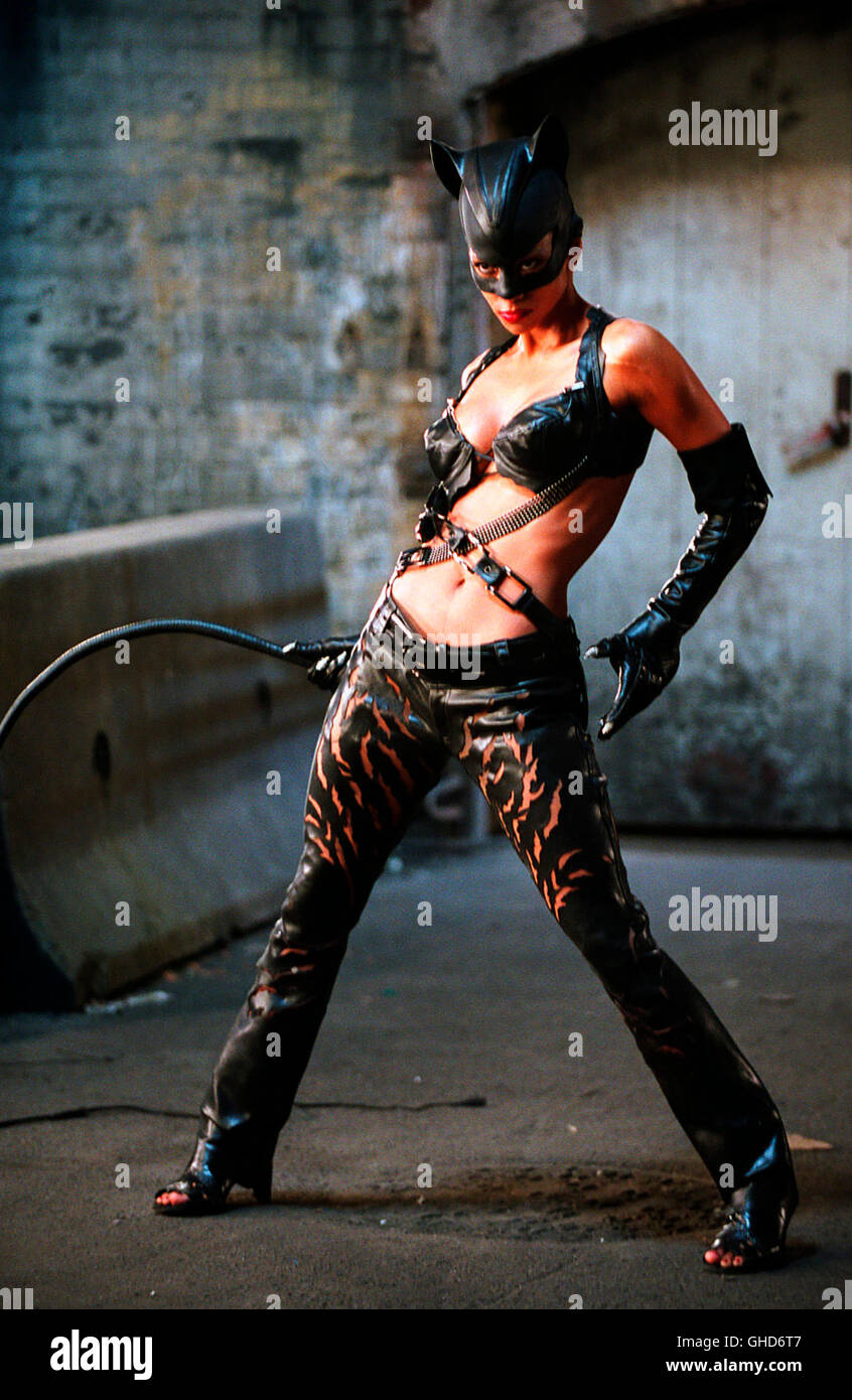 CATWOMAN Catwoman / USA 2004 / Pitof Halle Berry (Catwoman Patience/Philips) Régie : Pitof aka. Catwoman Banque D'Images