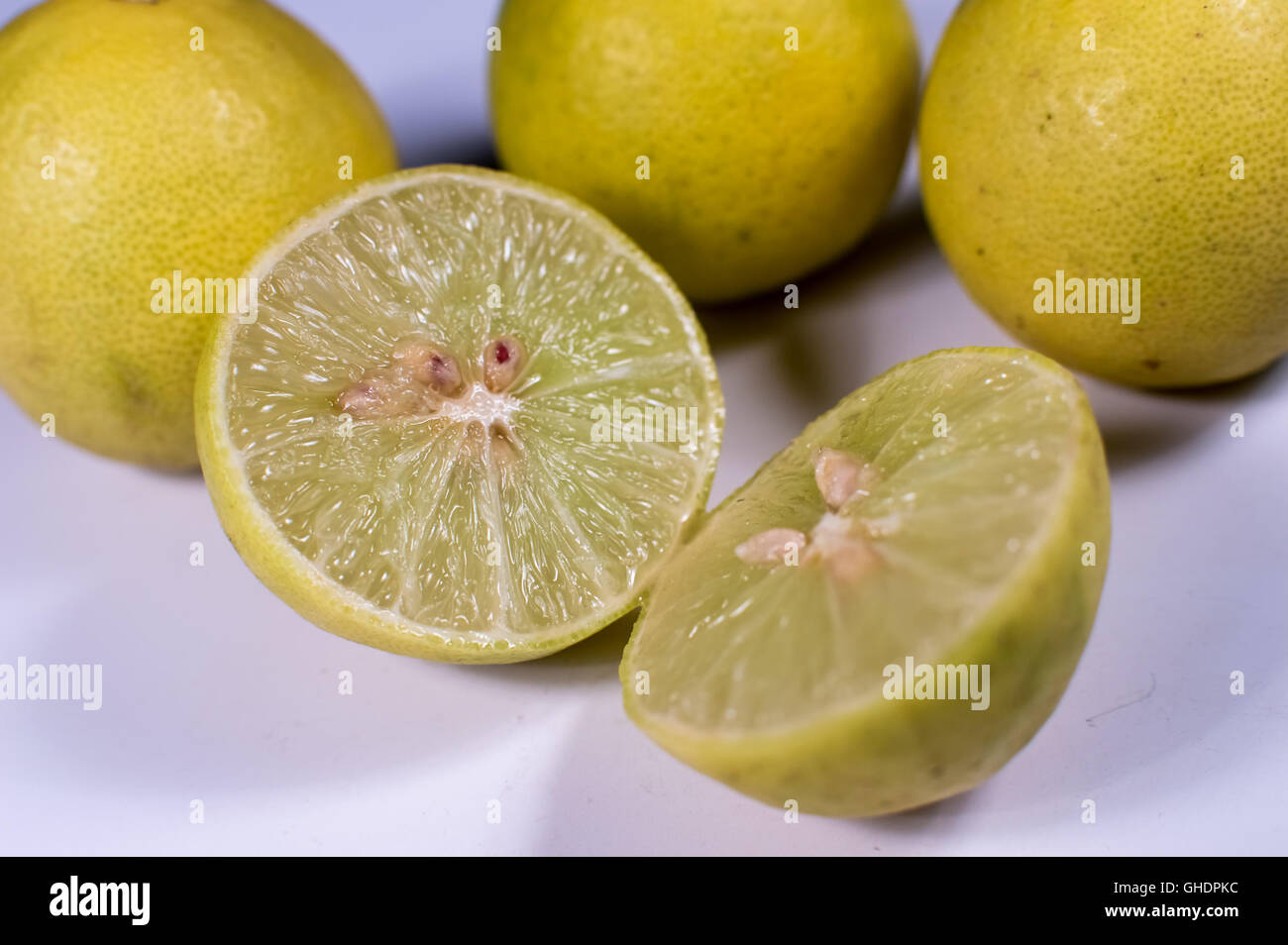 La chaux, Cut Out, fruits, agrumes, couleur blanche Banque D'Images