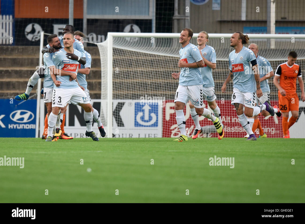 HADERSLEV, DENAMRK - Août 4, 2016 : troisième série d'élimination match SonderjyskE - KGHM Zaglebie Lubin 1:1. Banque D'Images