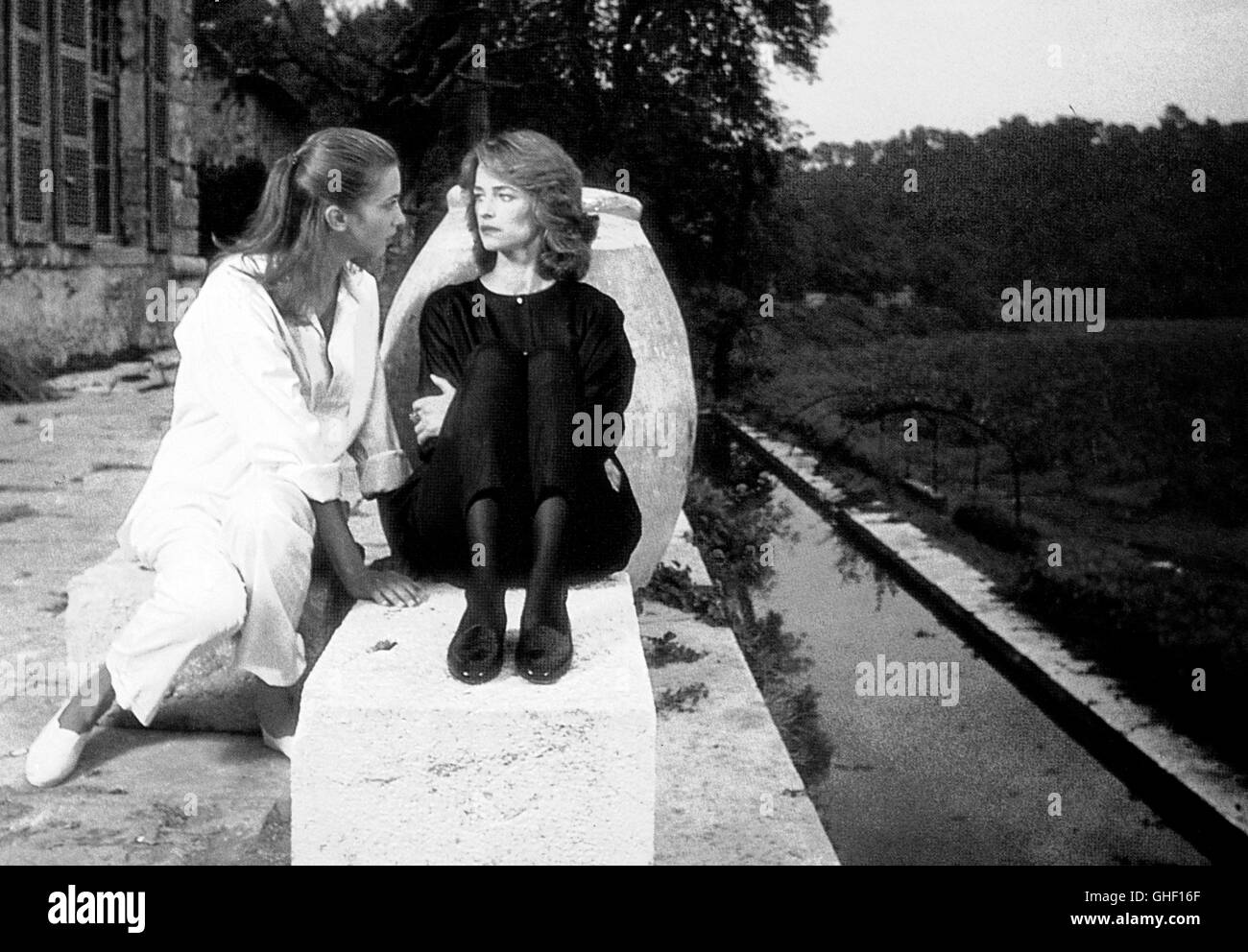 TRISTESSE ET BEAUTÉ Frankreich 1985 Joy Fleury MYRIEM ROUSSEL (prudence) et Charlotte Rampling (Lea) Régie : Joy Fleury Banque D'Images