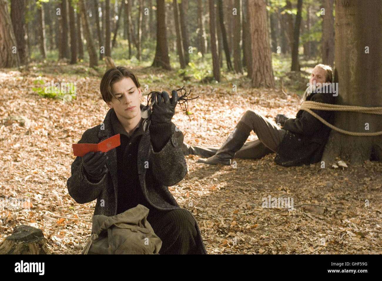 HANNIBAL RISING - WIE ALLES BEGANN Hannibal Rising Frankreich/GB/USA 2007 Peter Webber Hannibal Rising / Hannibal Lecter (Gaspard Ulliel) Régie : Peter Webber aka. Hannibal Rising Banque D'Images