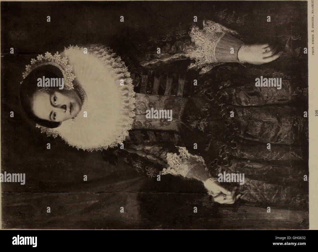 *Galerie de Portraits et autres tableaux anciens* (1900) est un catalogue de collections d’art présentant des portraits et d’autres peintures anciennes. Il fournit des descriptions des œuvres, offrant un aperçu de leur contexte historique et artistique. Banque D'Images