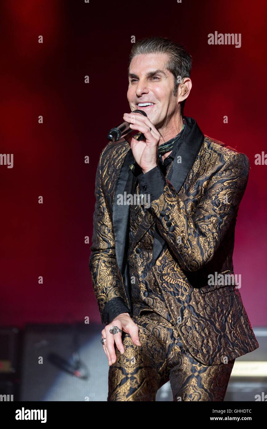 Las Vegas, Nevada, USA. Sep 24, 2016. PERRY FARRELL de Jane's Addiction effectue en direct à la vie est belle musique Festival à Las Vegas, Nevada © Daniel DeSlover/ZUMA/Alamy Fil Live News Banque D'Images