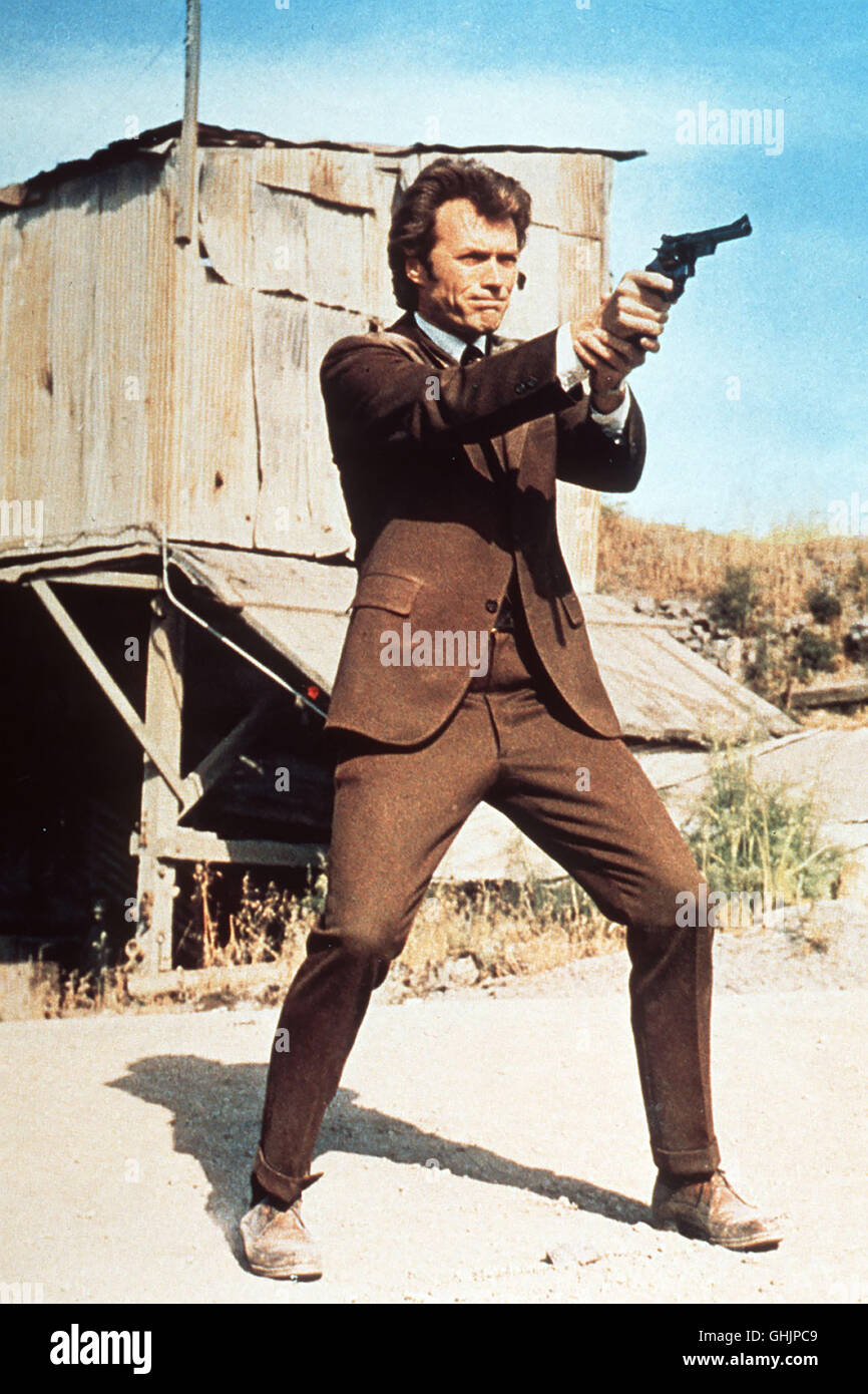 Polizist Harry Callahan (CLINT EASTWOOD) ist à San Franzisko Erpresser und hinter dem Killer son Scorpion... Regie : Don Siegel aka. L'inspecteur Harry Banque D'Images