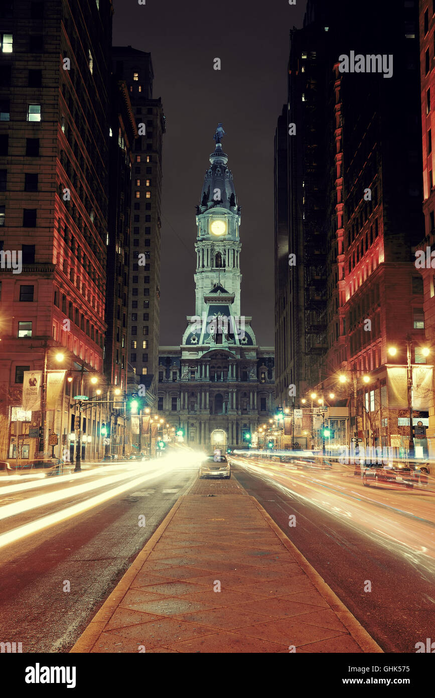 Philadelphie, Pennsylvanie - MARS 26 Ville : vue sur la rue avec des bâtiments urbains le 26 mars 2015 à Philadelphie. C'est le plus grand Banque D'Images