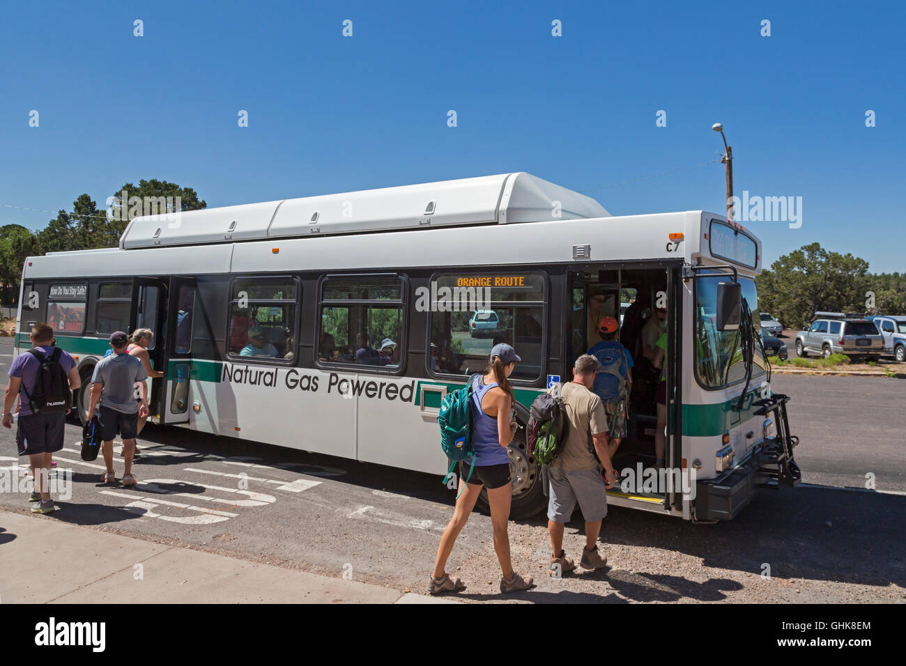 Le Parc National du Grand Canyon, Arizona - conseil aux Randonneurs une navette de bus fonctionnant au gaz naturel au South Kaibab. trainhead Banque D'Images
