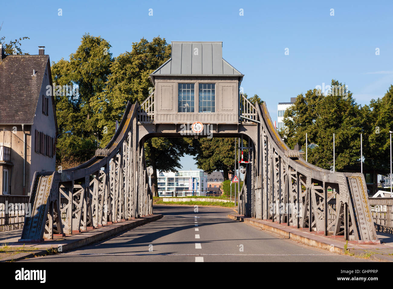 Pont tournant historique de Cologne Deutz, Allemagne Banque D'Images