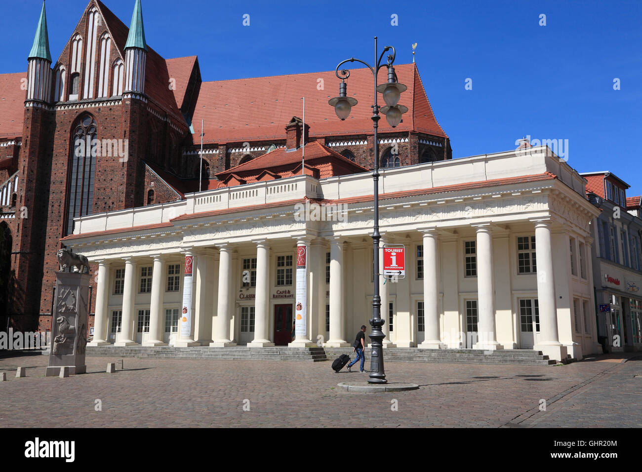 NEUES GEBÄUDE construction à la place du marché, Schwerin, Mecklembourg Poméranie occidentale, l'Allemagne, de l'Europe Banque D'Images