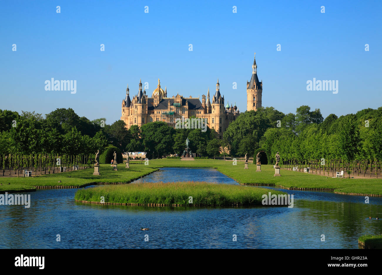 Château et parc du château de Schwerin, Mecklembourg Poméranie occidentale, l'Allemagne, de l'Europe Banque D'Images