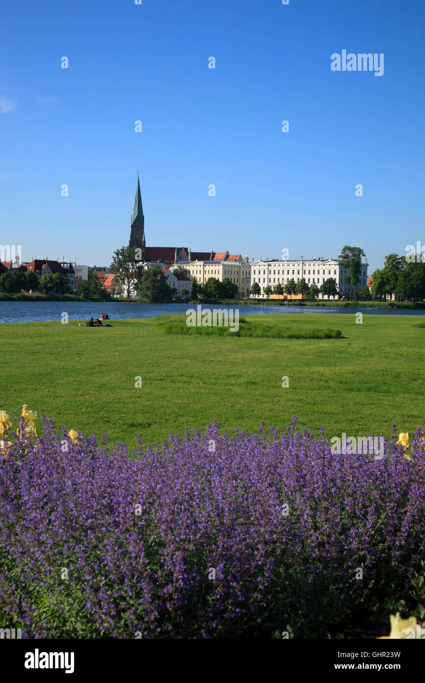 Park SCHWIMMENDE WIESE, Schwerin, Mecklembourg Poméranie occidentale, l'Allemagne, de l'Europe Banque D'Images
