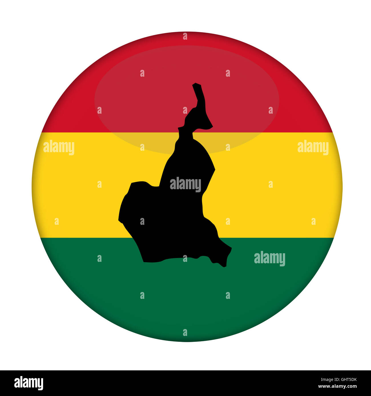 Cameroun carte sur un bouton drapeau Rastafari, fond blanc. Banque D'Images