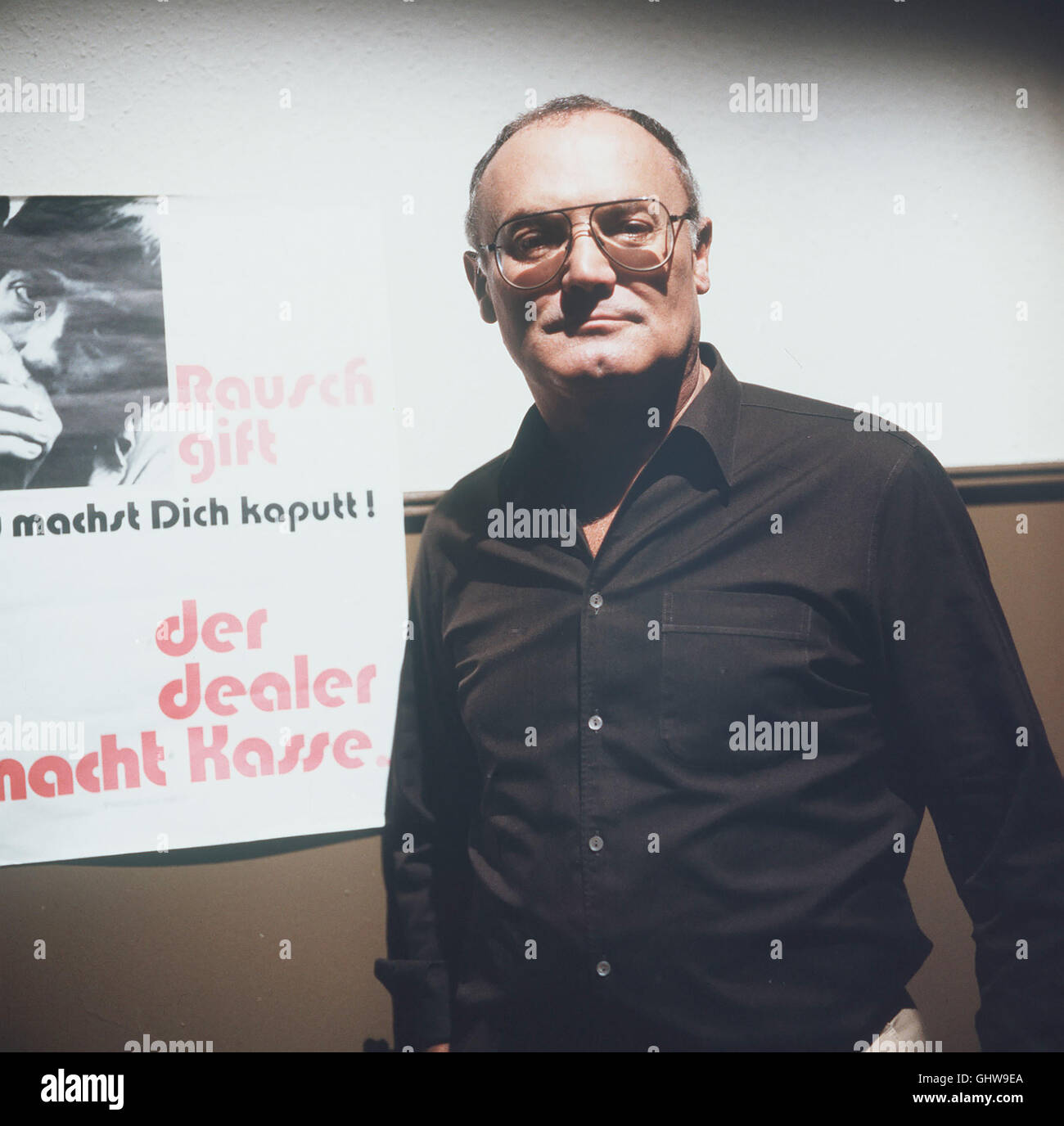 SOKO 5113 Folge : Sichtvermerk Foto : Der Leiter der, Sonderkommission Hauptkommissar Göttmann (Karl WERNER KREINDL). Regie : Kai Borsche aka. Sichtvermerk Banque D'Images