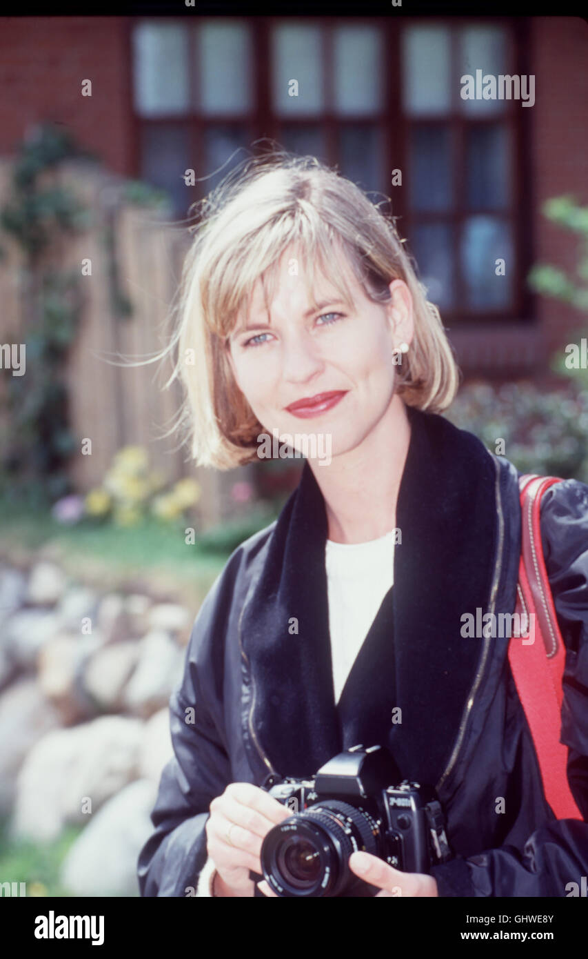 Avril, avril- Frank Elstner führt prominenter Mit Hilfe und versteckter Kamera Zeitgenossen aufs Glatteis. Gäste : Werner Schulze-Erdel und ANJA SCHÜTE (Foto) P/Schü Banque D'Images