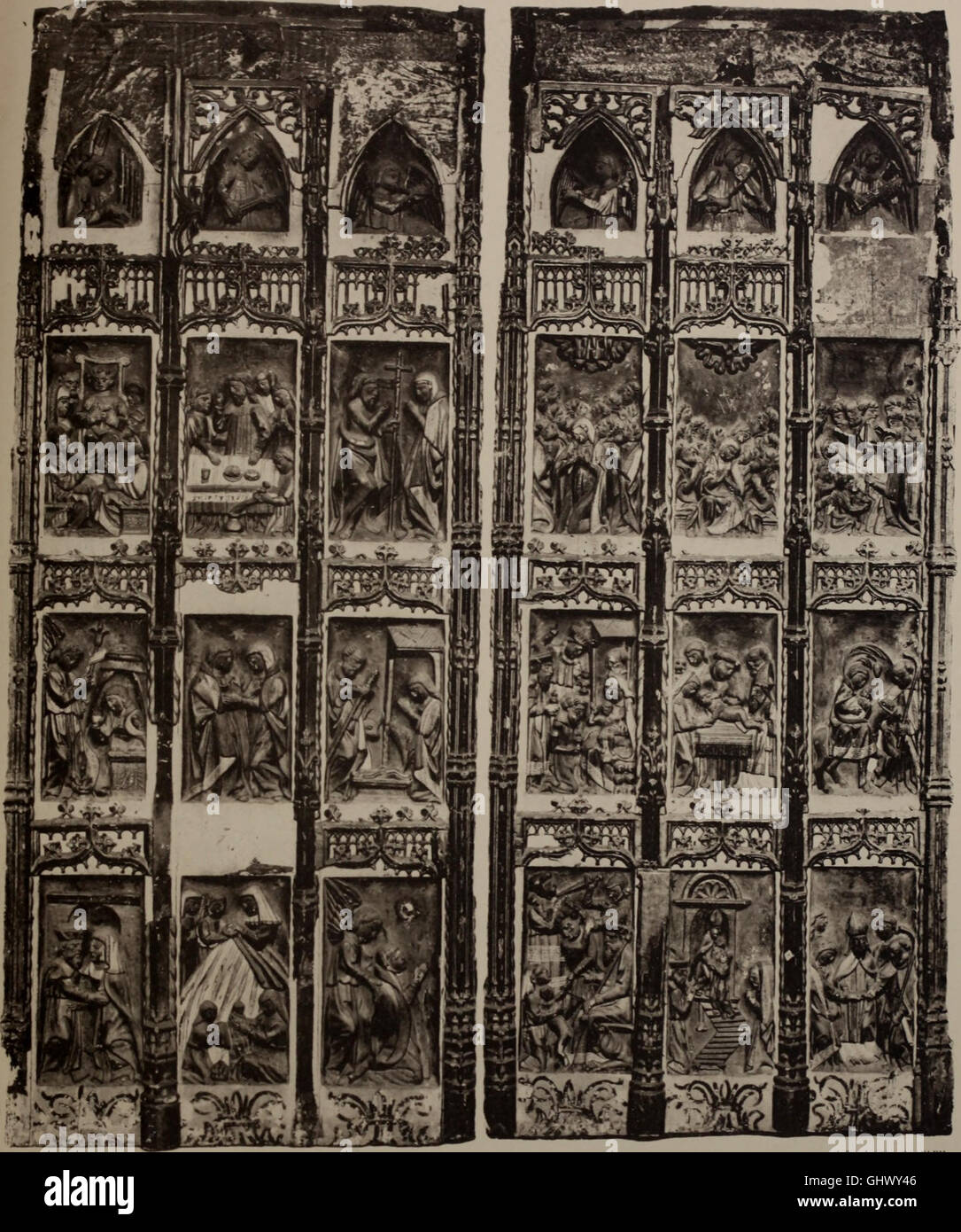 'Galerie de portraits et autres tableaux anciens' (1900) est une compilation visuelle de portraits historiques et de peintures anciennes, mettant en lumière l'évolution du portrait et de l'art des siècles précédents. Banque D'Images