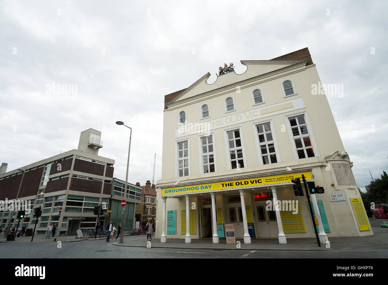 Une vue de l'Old Vic Theatre de Waterloo, Londres, tout en montrant le Tim Minchin et Danny Rubin encore de, le jour de la Marmotte Banque D'Images
