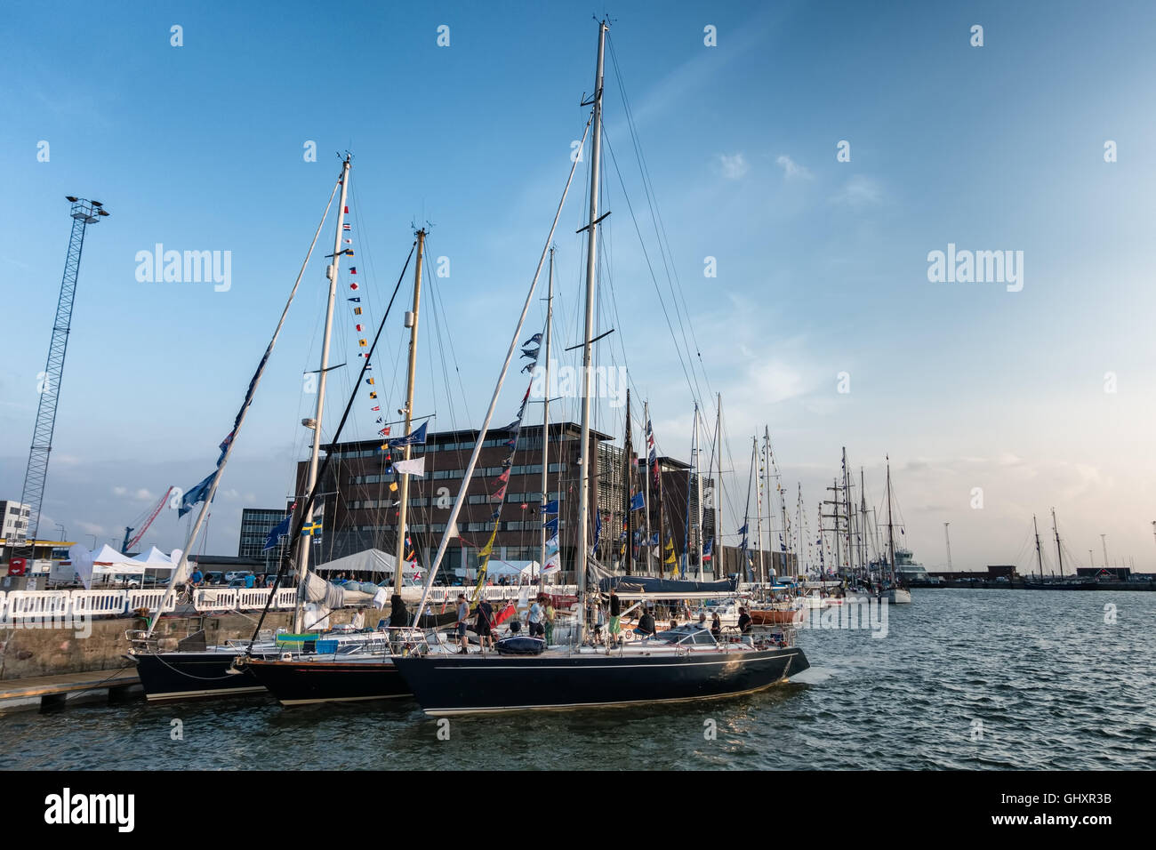 Course des grands voiliers dans le port d'Esbjerg, Danemark Banque D'Images