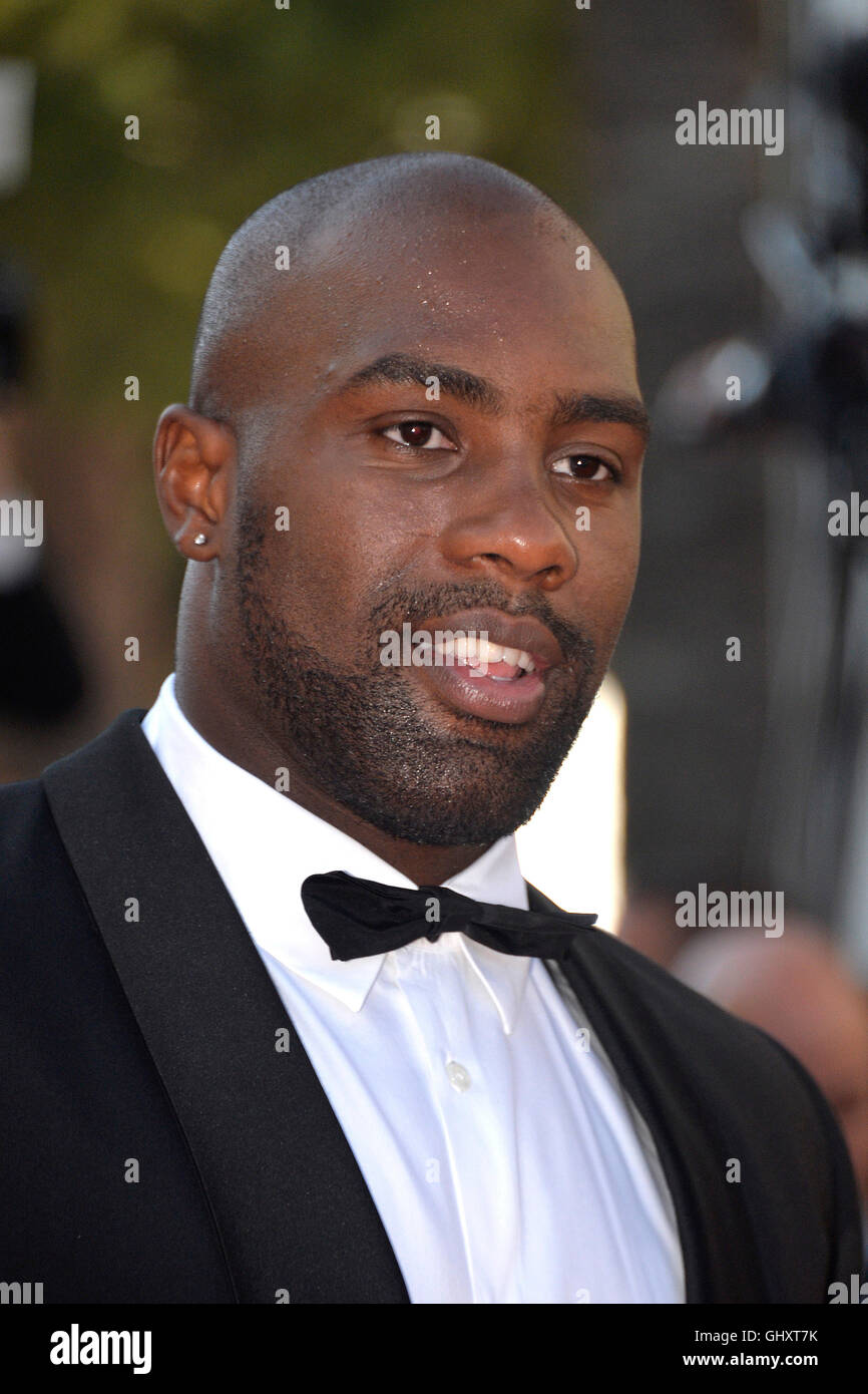 69e Festival de Cannes : Teddy Riner à monter les marches sur 2016/05/21 Banque D'Images