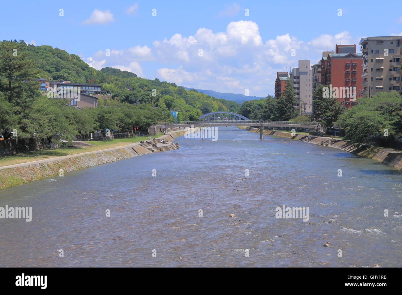 La rivière Asanogawa Higashiyama et à Kanazawa au Japon. Banque D'Images