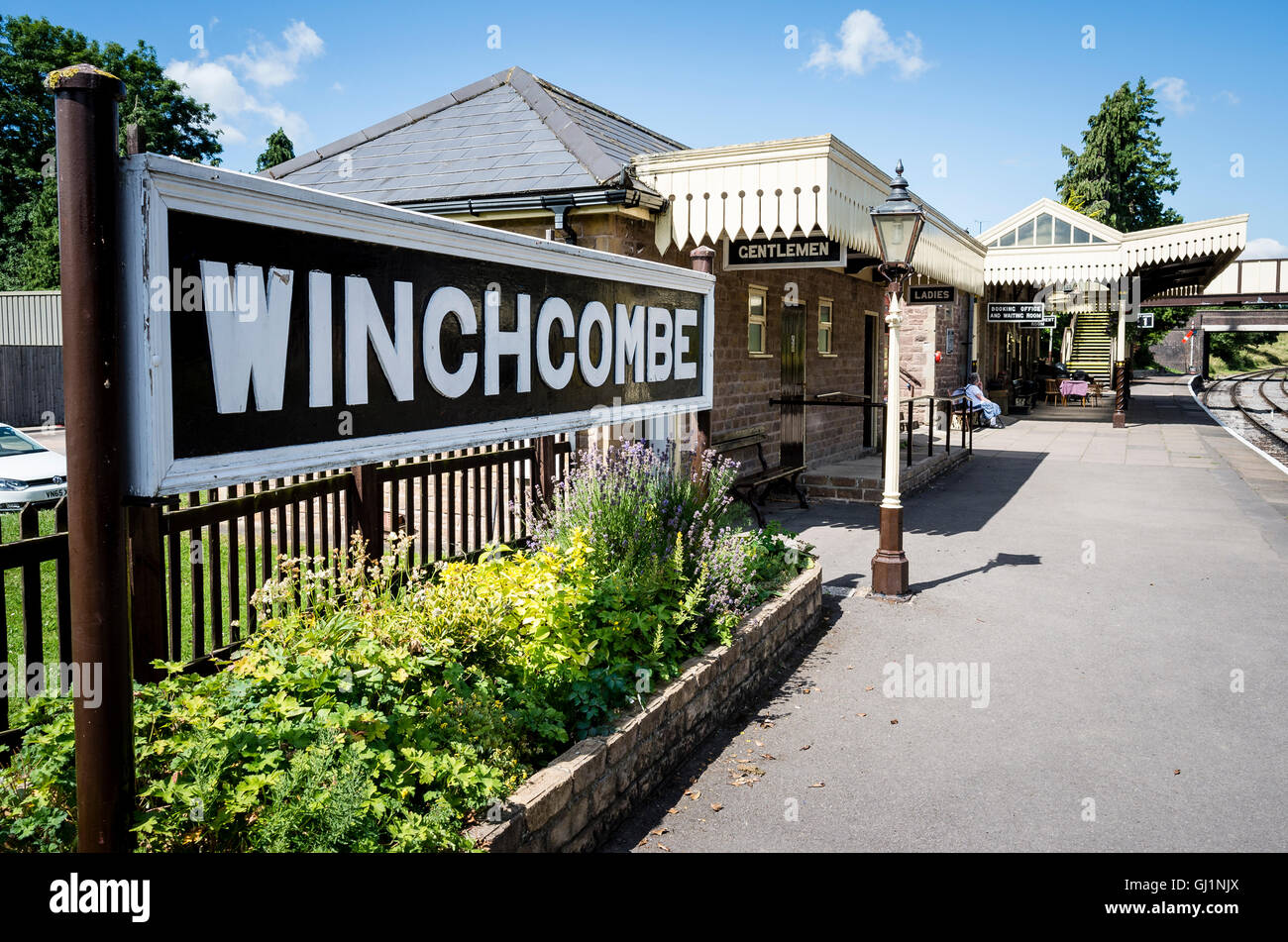 L'identification des signes de la gare Cheltenham GLOUCESTERSHIRE Warwickshire Railway sur la Banque D'Images