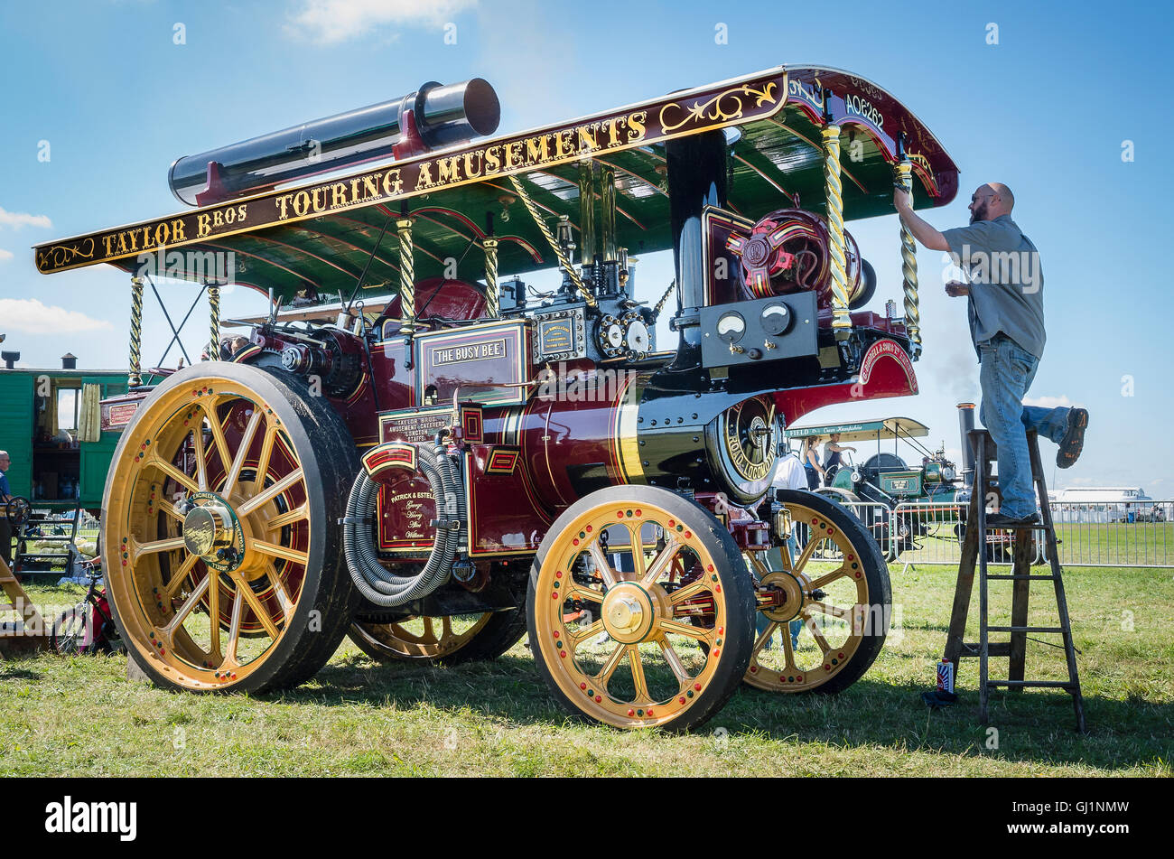 Un showman vapeur Burrell's moteur construit en 1914 et restauré à l'état indiqué ici Banque D'Images