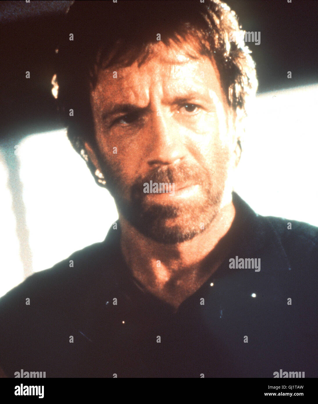 WALKER, TEXAS RANGER- der wegen Mordes Woodrow angeklagte praegarten Wilton hingerichtet werden. Nur Walker (CHUCK NORRIS) glaubt an die Unschuld des Mannes. Er Wird den wahren finden und die mörder tellement Hinrichtung von en Unschuldigen ? Aka. Psycho Killer Banque D'Images