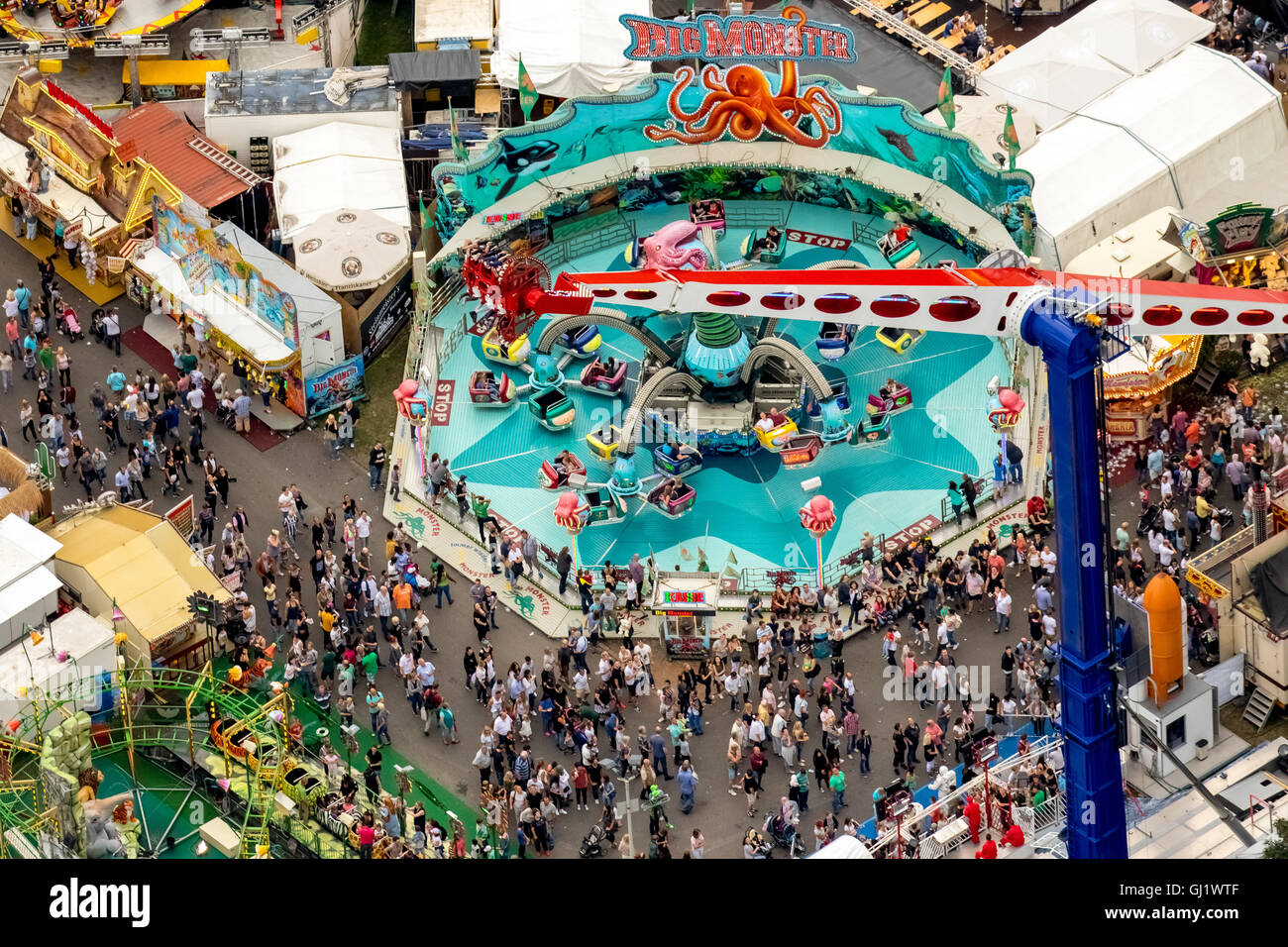 Vue aérienne, gros monstre Raoul Hermann Krameyer, Octopus, Carousel, ride, Cranger Kirmes 2016 plus grand festival folklorique dans la Ruhr, Banque D'Images