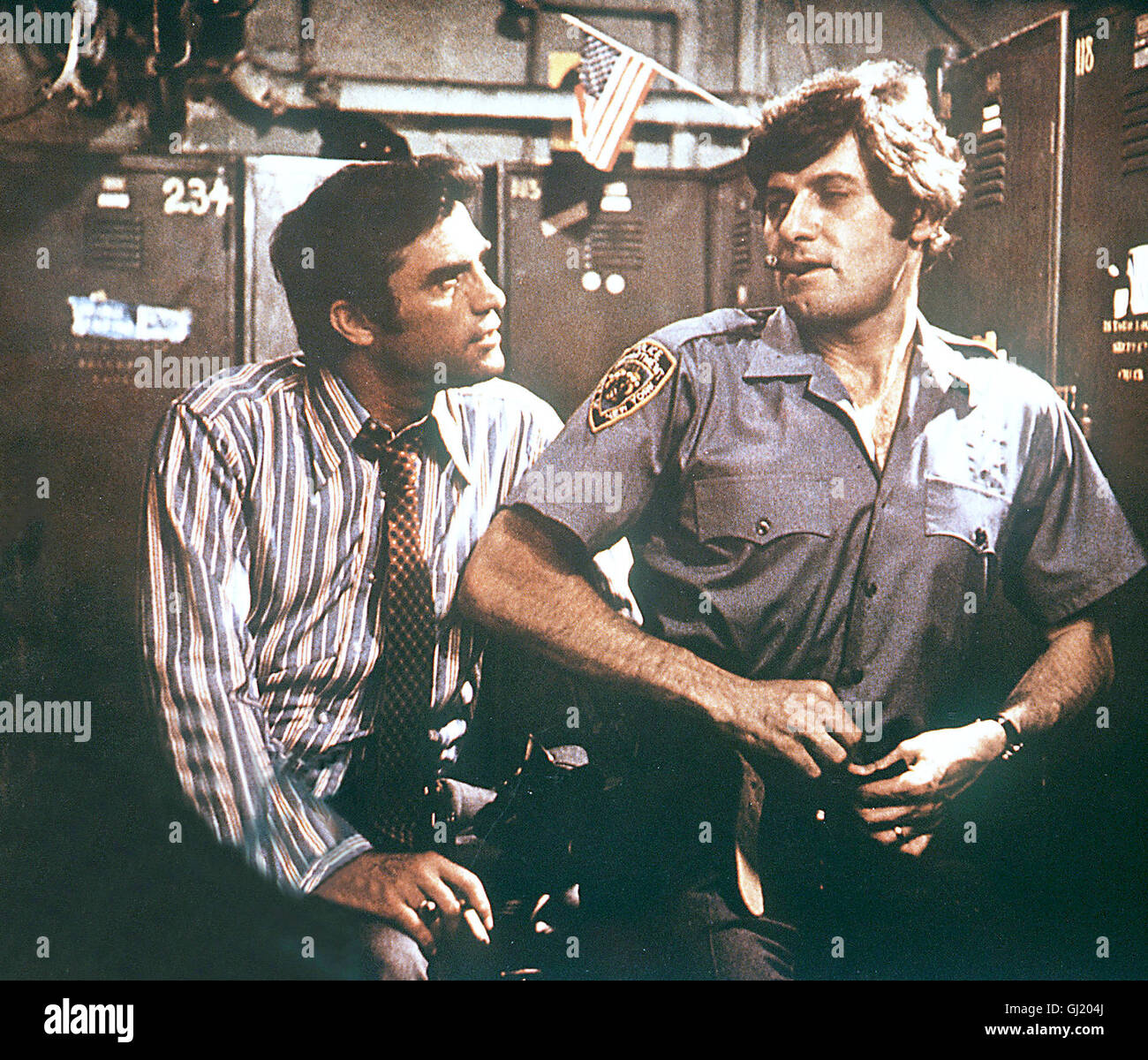 TREFFPUNKT CENTRAL PARK- die beiden Tom Streifenpolizisten (CLIFF GORMAN) und Joe (Joe) BOLOGNE haben es satt, von Geldsorgen gequält ständigen zu sein. C'est pourquoi société planen Sie einen Einbruch der en Wertpapieragentur... Regie : Aram Avakian aka. Gendarmes et voleurs Banque D'Images