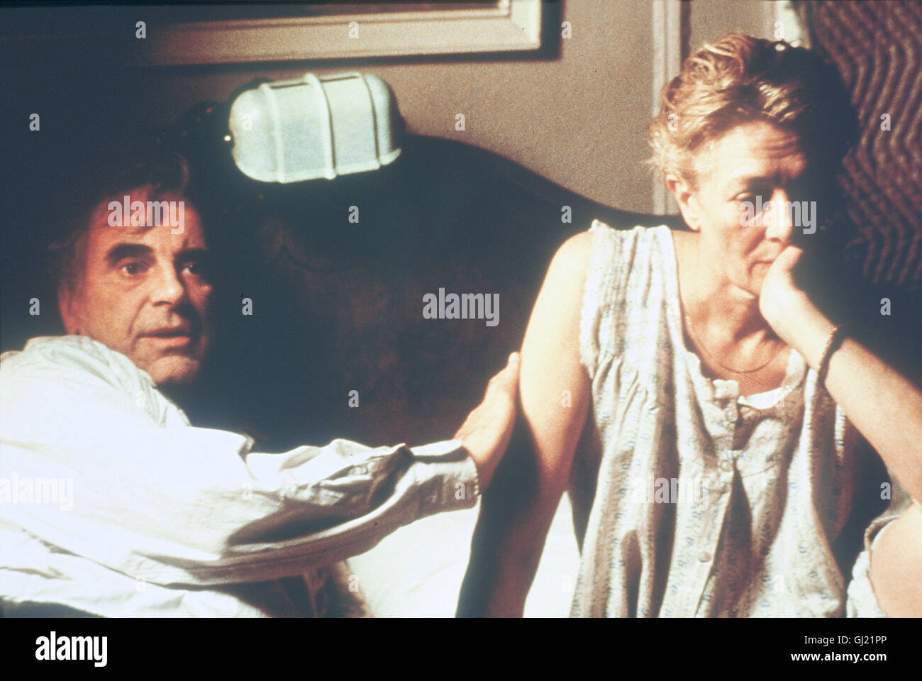 LITTLE ODESSA - EISKALT WIE DER TOD- dans 'Little Odessa', russisch-jüdischen dem Einwandererviertel New Yorks, leben die Eltern (Maximilian Schell und Vanessa Redgrave) des Auftragskillers Joshua Shapira. Regie : James Gray aka. Little Odessa Banque D'Images