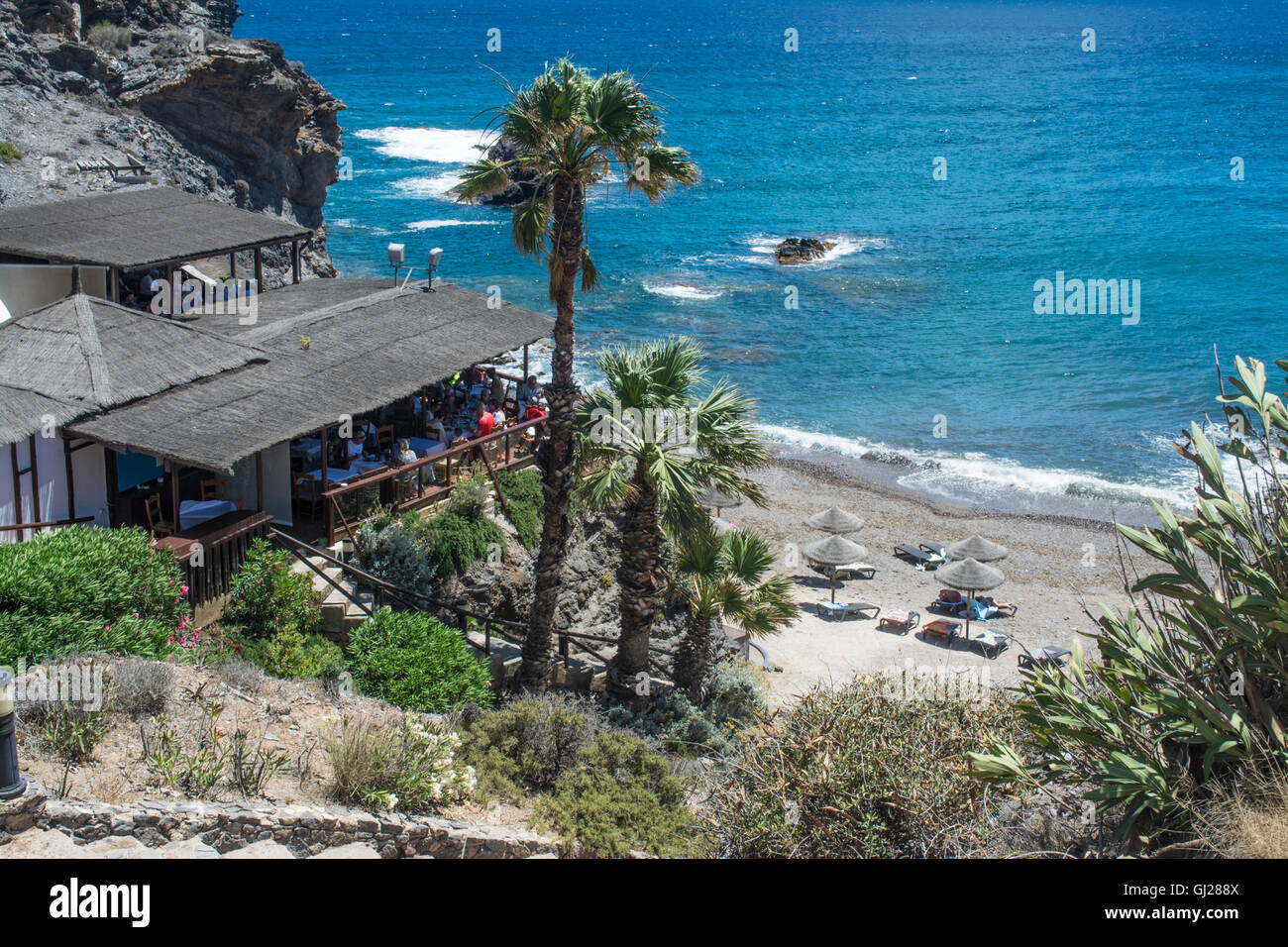 La Cala Restaurant donnant sur la plage de Cala del Barco dans la La Manga Club Resort, Murcie, Espagne Banque D'Images