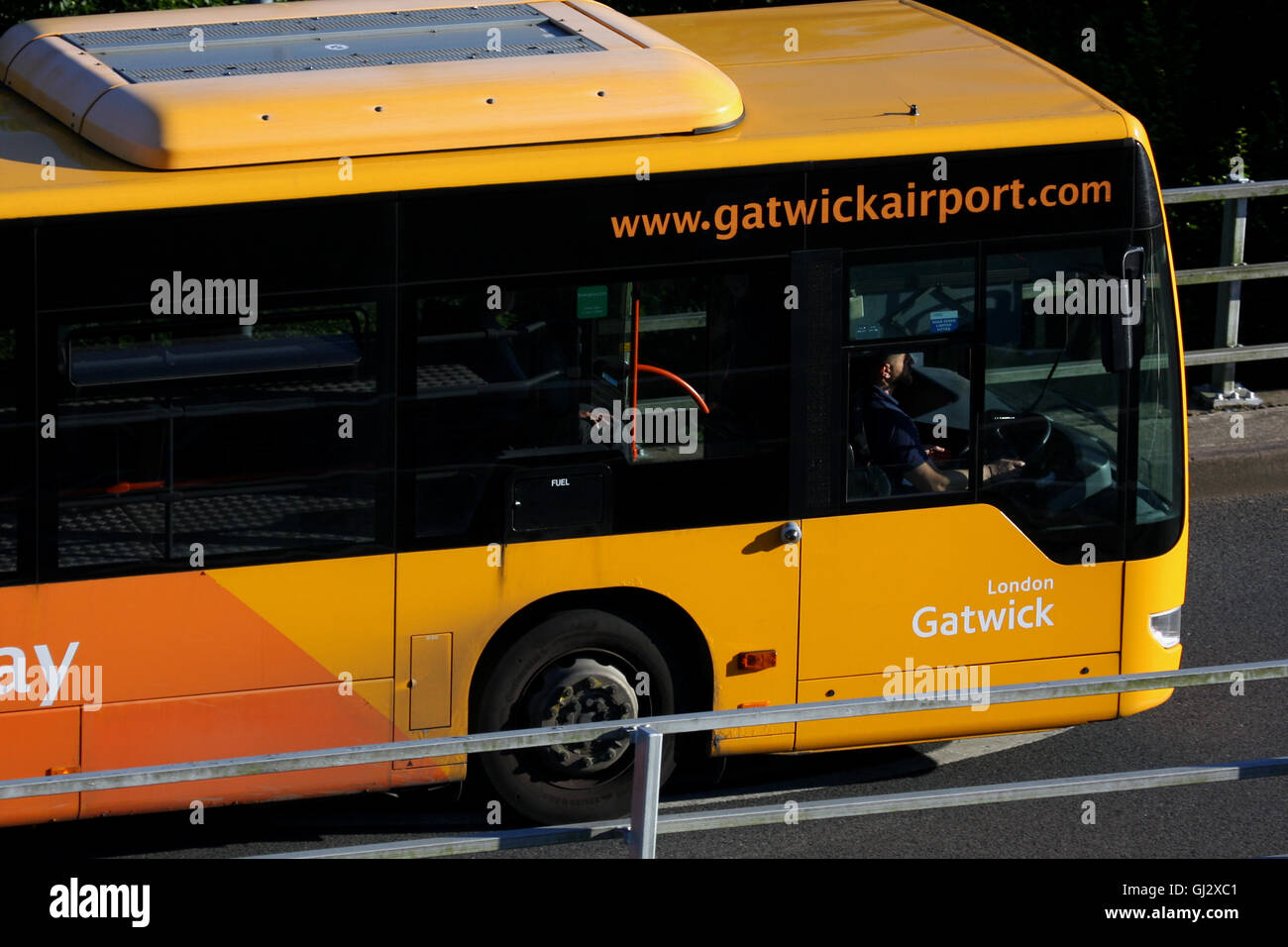 Parking BUS LONG SÉJOUR GATWICK AIRPORT Banque D'Images