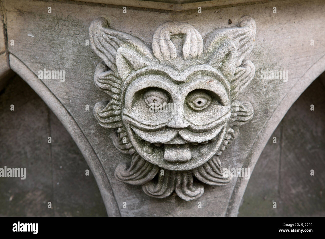 Gargoyle figure dans Dean's Park, York Minster Cathédrale de l'Église ; Angleterre ; UK Banque D'Images